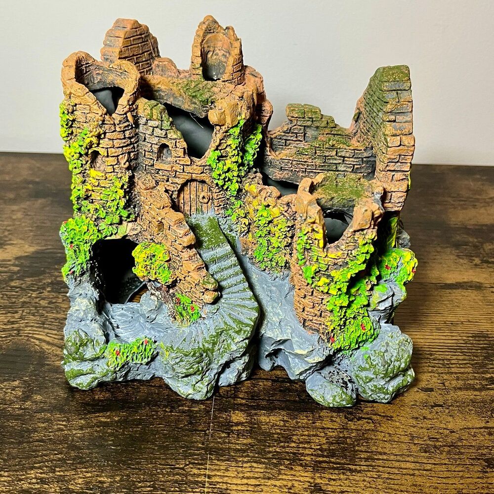 Large Aquarium Castle Ornament Fish Reptile Tank Hide Cave Resin Decor